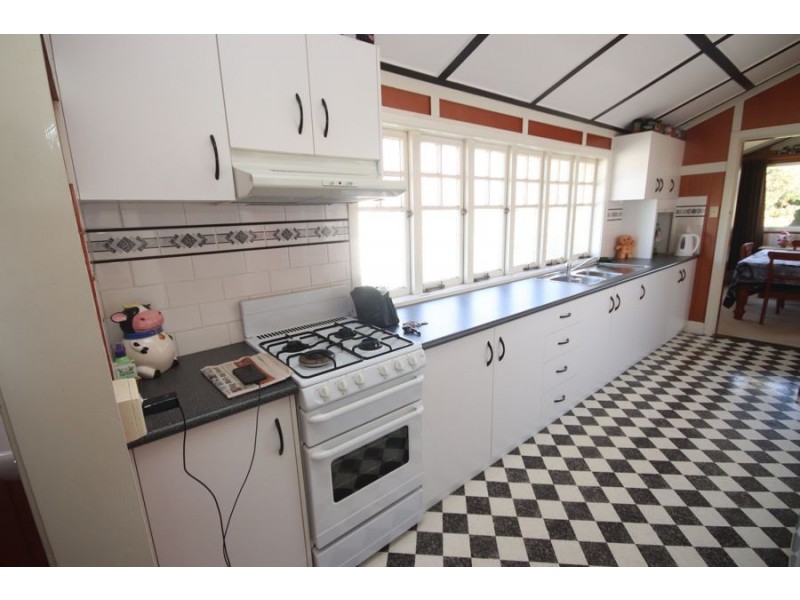 219 Bridge Street, Toowoomba QLD 4350