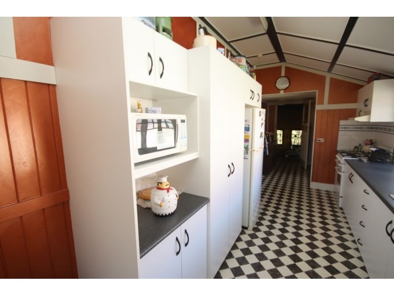 219 Bridge Street, Toowoomba QLD 4350