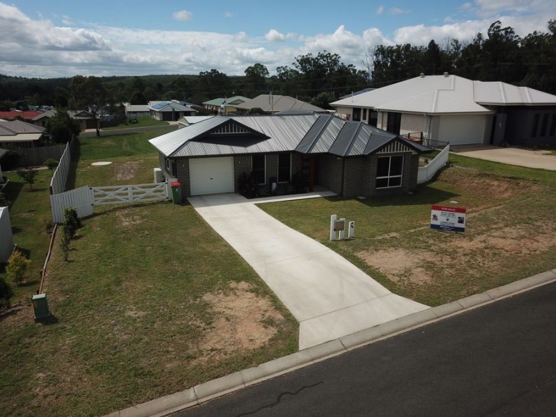 20 Naomi Drive, Crows Nest QLD 4355