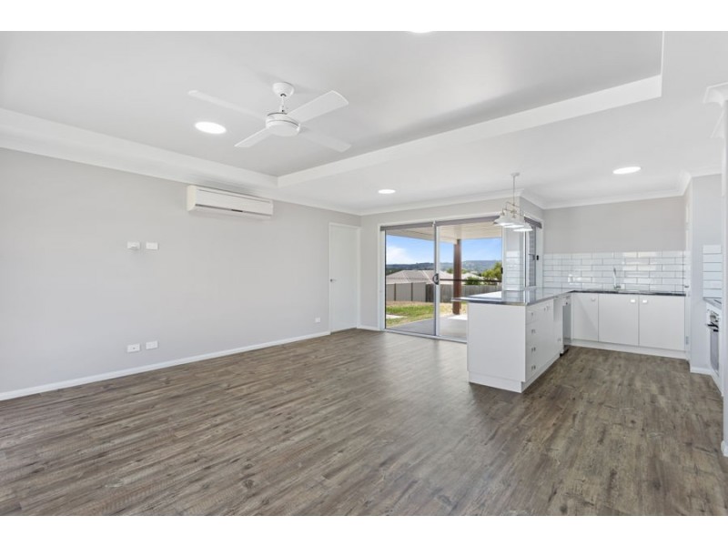 20 Naomi Drive, Crows Nest QLD 4355