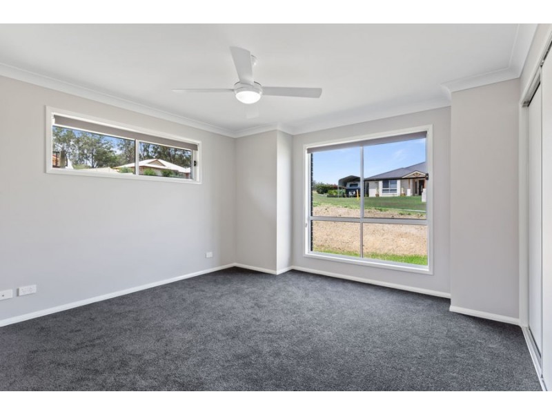 20 Naomi Drive, Crows Nest QLD 4355