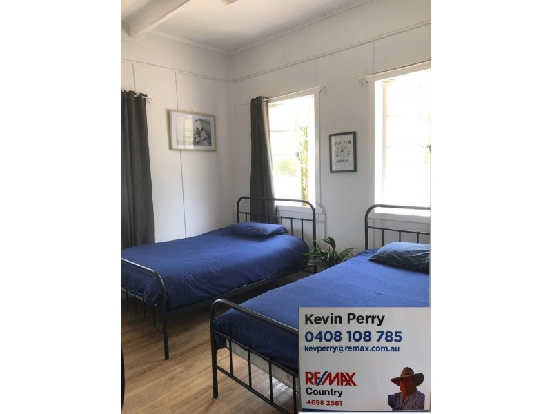 27 Nolan Street, Crows Nest QLD 4355