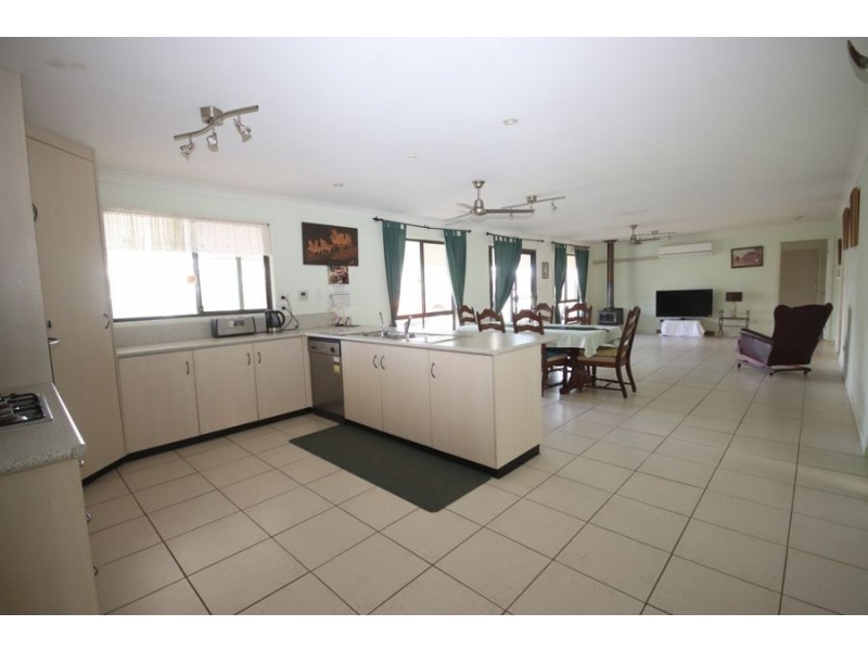 3 Avery Court, Cooyar QLD 4402