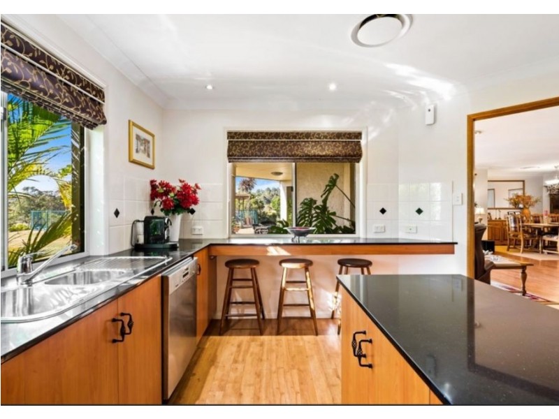 4 Angus Street, Highfields QLD 4352