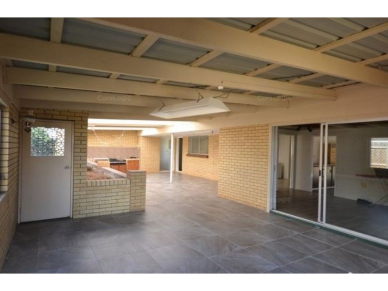 10 Tatum Crt, Glenvale QLD 4350