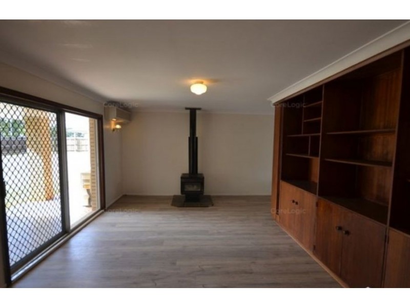 10 Tatum Crt, Glenvale QLD 4350