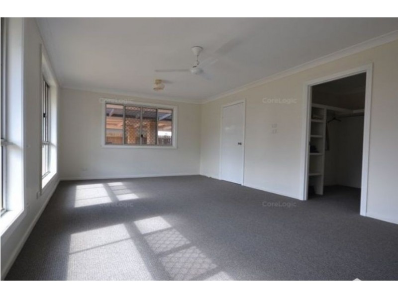 10 Tatum Crt, Glenvale QLD 4350