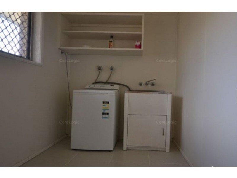 10 Tatum Crt, Glenvale QLD 4350