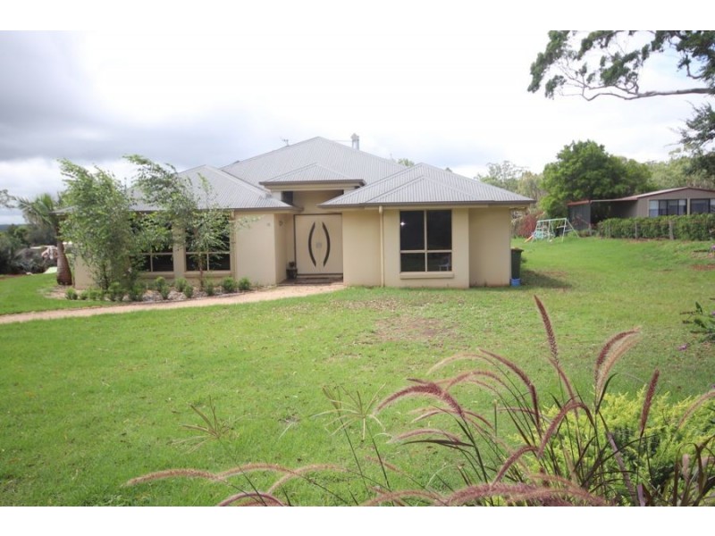 12 Kennedy Street, Cabarlah QLD 4352