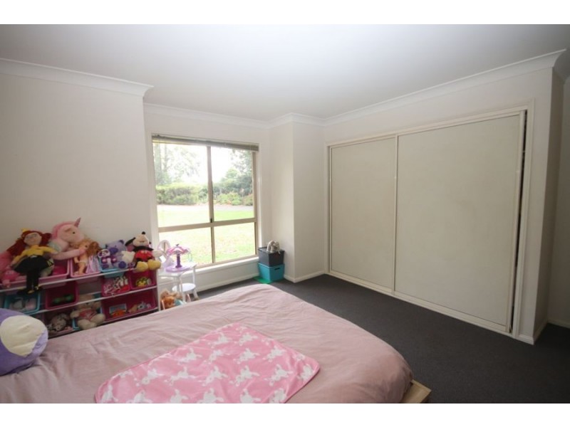 12 Kennedy Street, Cabarlah QLD 4352