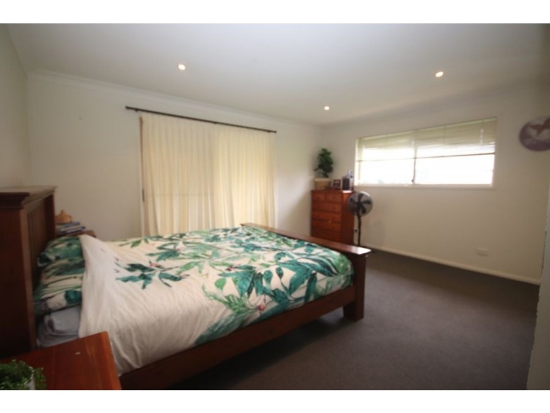 12 Kennedy Street, Cabarlah QLD 4352