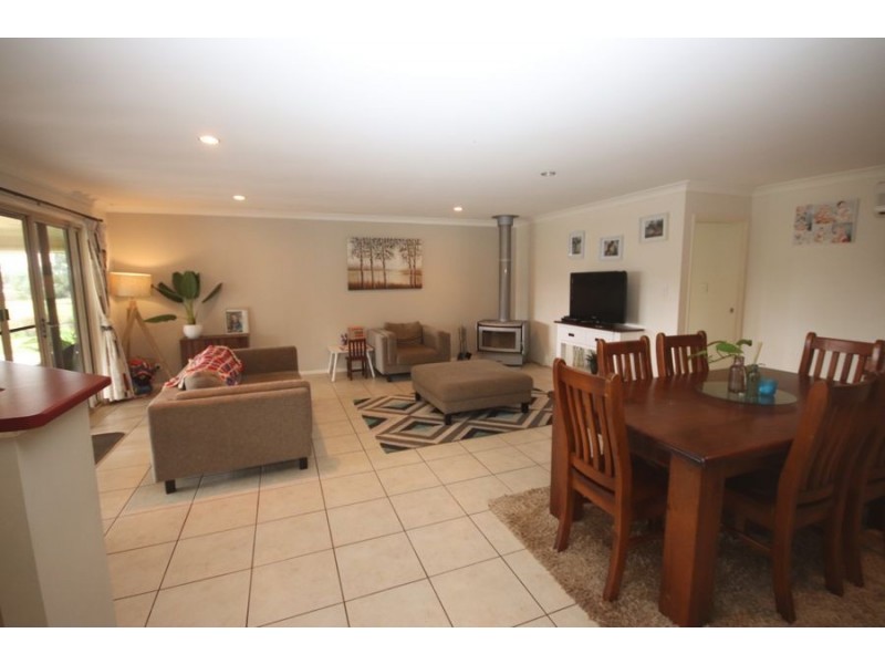 12 Kennedy Street, Cabarlah QLD 4352