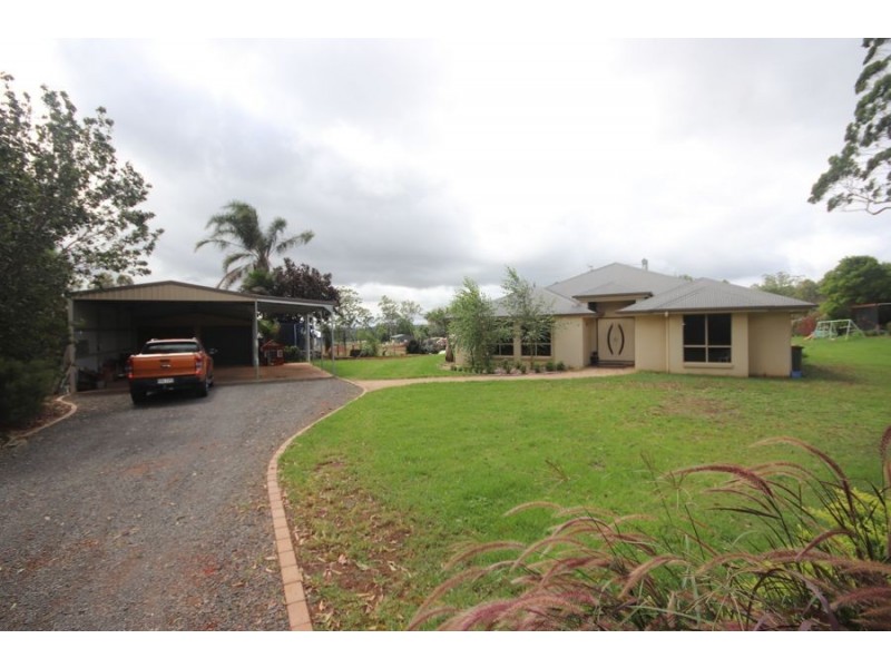 12 Kennedy Street, Cabarlah QLD 4352