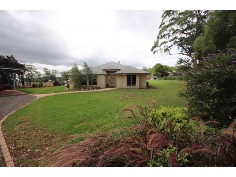 12 Kennedy Street, Cabarlah QLD 4352