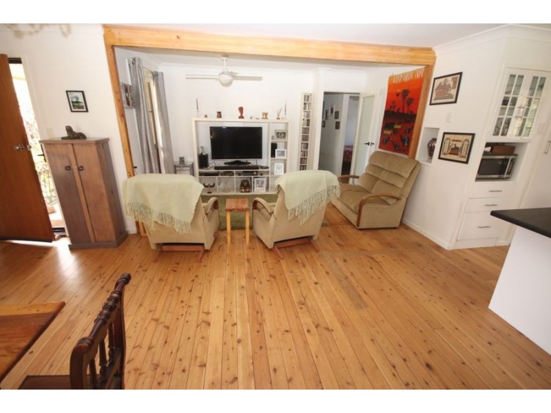 2 Junction Street, Crows Nest QLD 4355