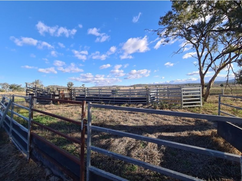 75 Beauaraba Road, Linthorpe QLD 4356