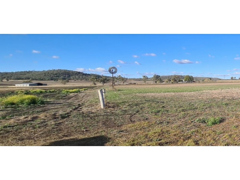 75 Beauaraba Road, Linthorpe QLD 4356