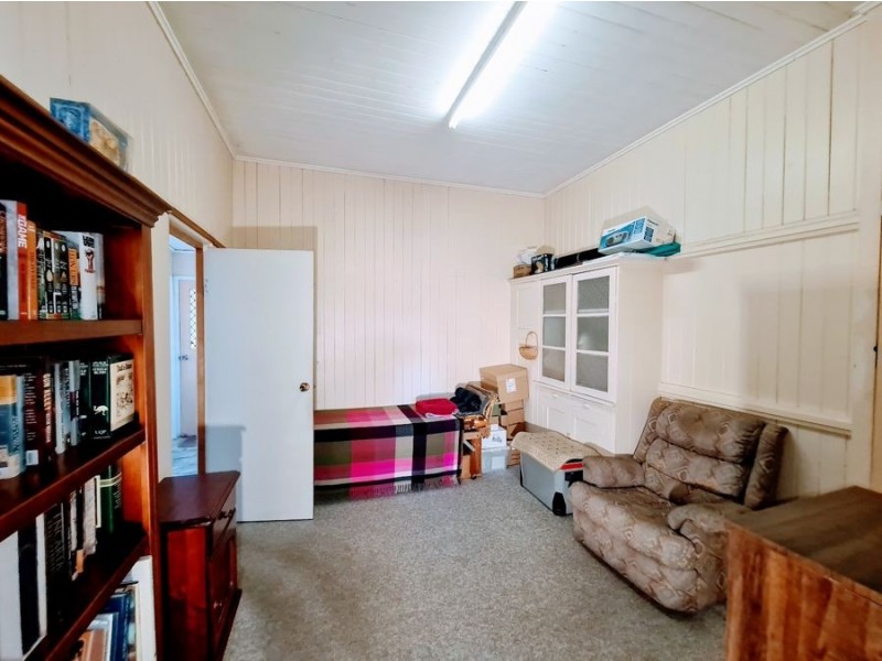 108 Thuns Road, Goombungee QLD 4354