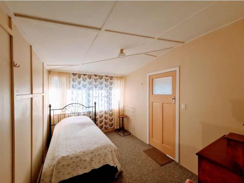 108 Thuns Road, Goombungee QLD 4354