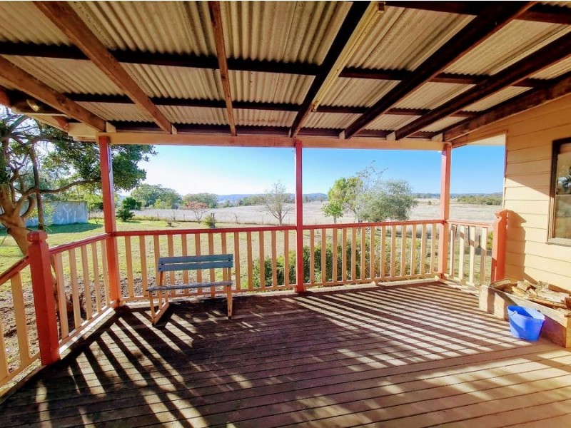 108 Thuns Road, Goombungee QLD 4354