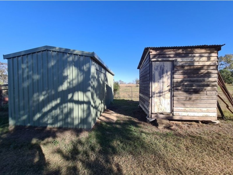 108 Thuns Road, Goombungee QLD 4354