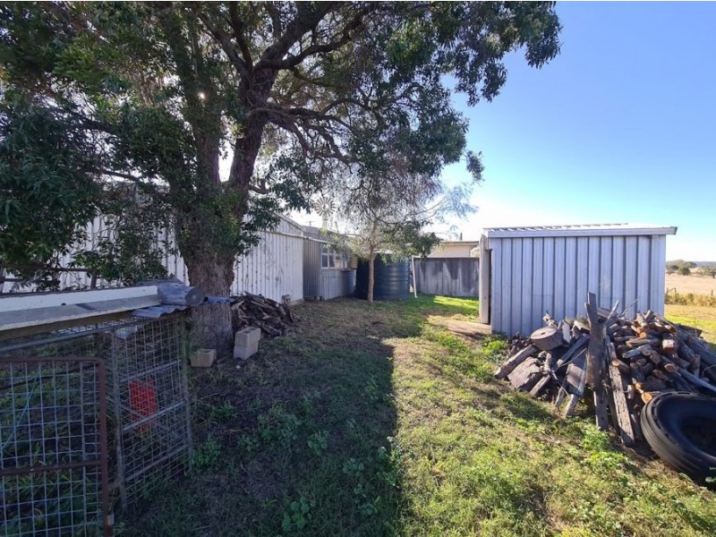 108 Thuns Road, Goombungee QLD 4354