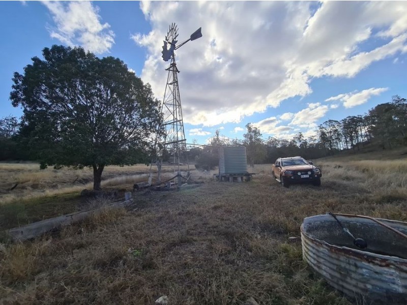 108 Thuns Road, Goombungee QLD 4354