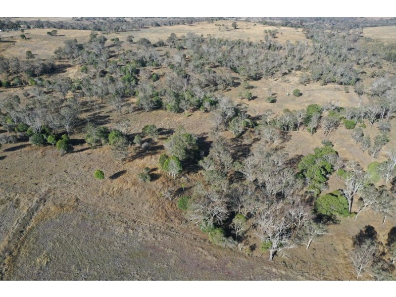 108 Thuns Road, Goombungee QLD 4354