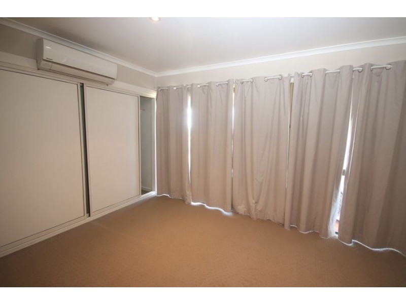 Unit 27, 2 Benjamin Street, Mount Lofty QLD 4350