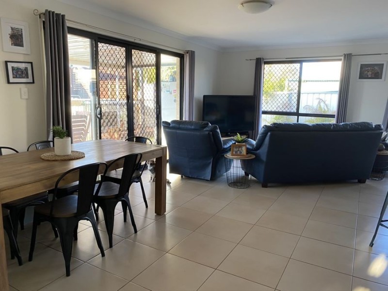 4 Debbie Court, Oakey QLD 4401