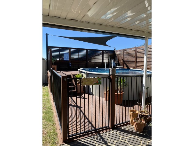 4 Debbie Court, Oakey QLD 4401