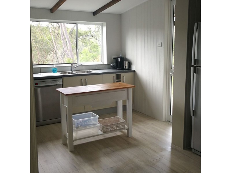 5589 New England Highway, Emu Creek QLD 4355