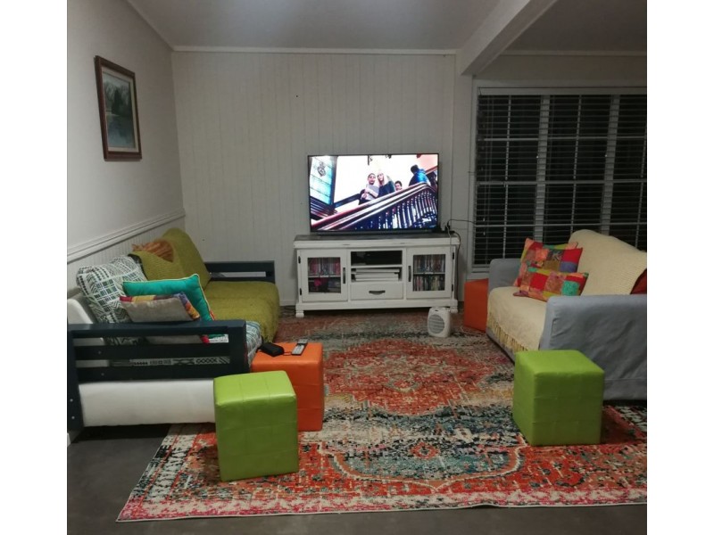 5589 New England Highway, Emu Creek QLD 4355