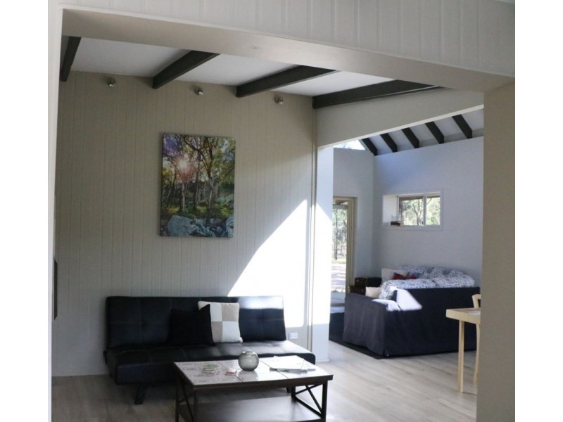 5589 New England Highway, Emu Creek QLD 4355