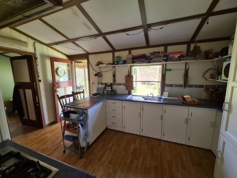 163 Ravensbourne Dip Road, Ravensbourne QLD 4352