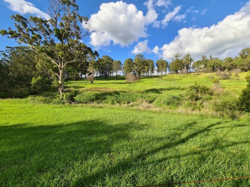 163 Ravensbourne Dip Road, Ravensbourne QLD 4352