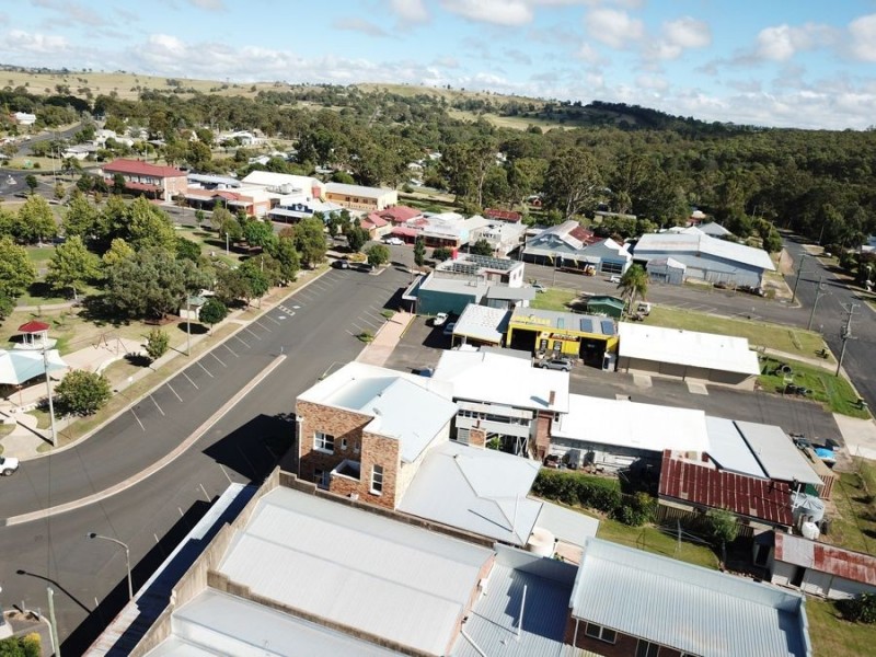 4 Charlotte Street, Crows Nest QLD 4355