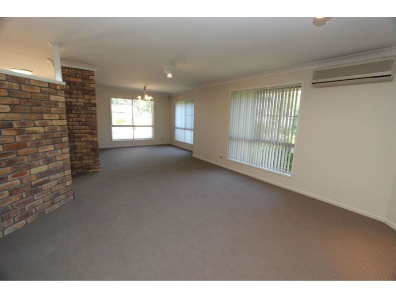 4 Cristina Court, Highfields QLD 4352