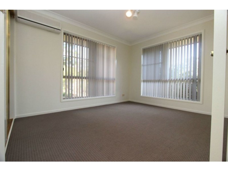 4 Cristina Court, Highfields QLD 4352