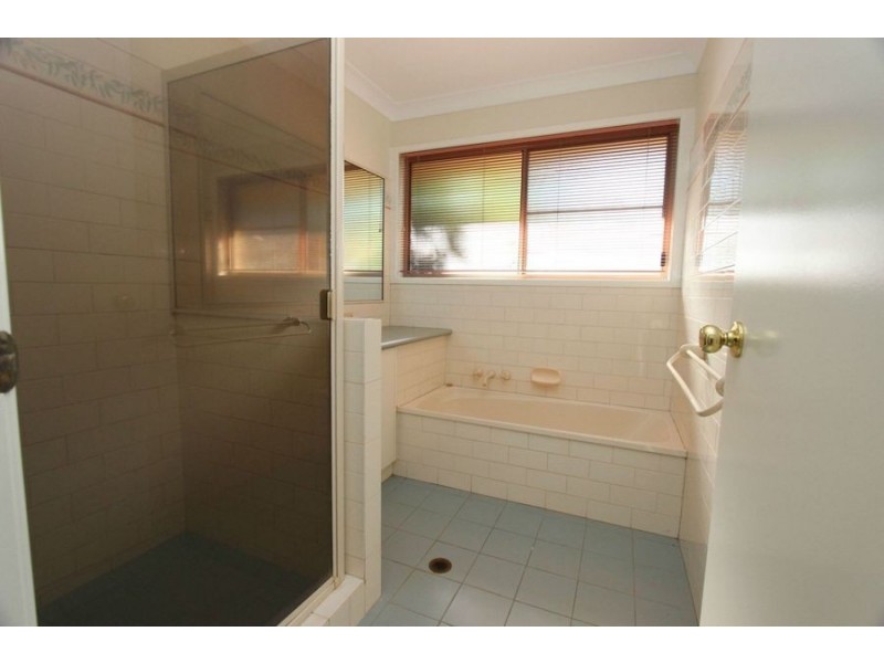 4 Cristina Court, Highfields QLD 4352