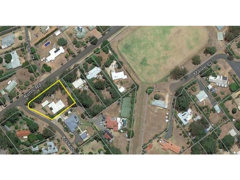 2 Kookaburra Court, Highfields QLD 4352