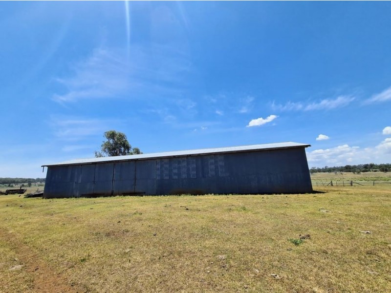 2073 Kingsthorpe Haden Road, Goombungee QLD 4354