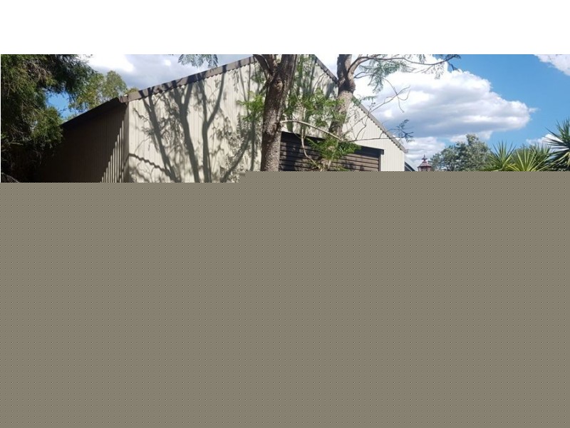 18 Esk Street, Crows Nest QLD 4355