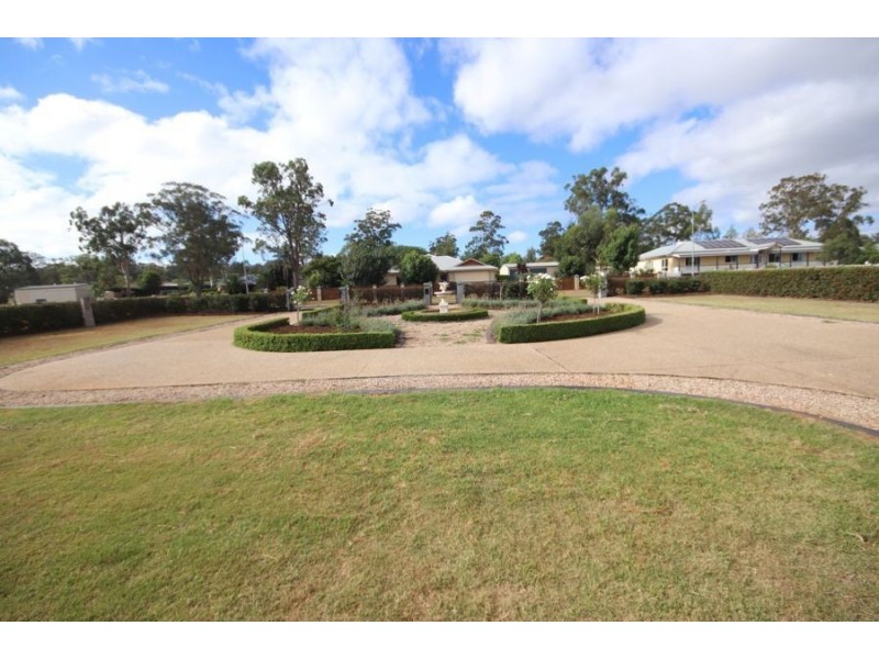 20 Bass Street, Cabarlah QLD 4352