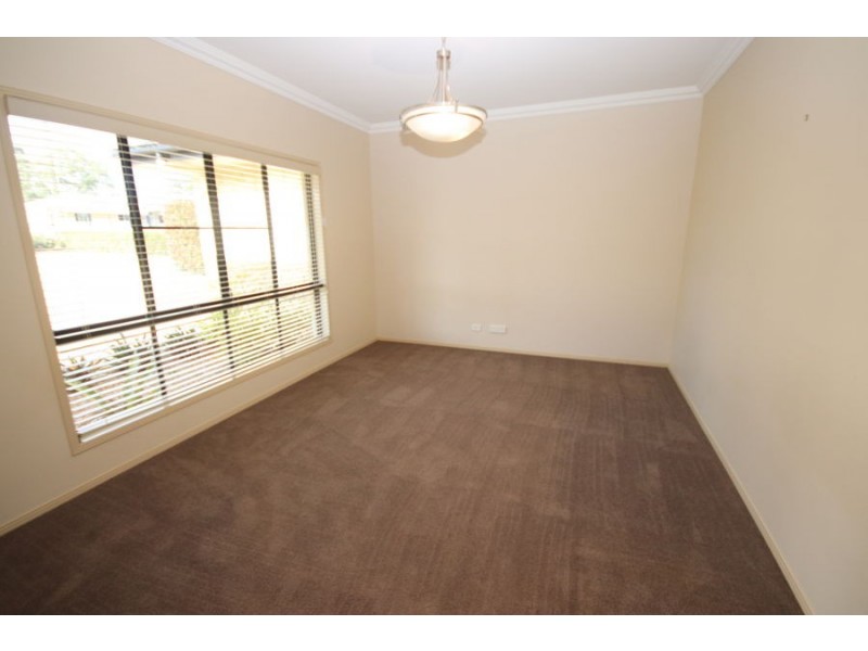 20 Bass Street, Cabarlah QLD 4352