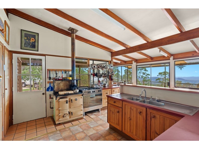 688 Back Creek Road, Crows Nest QLD 4355