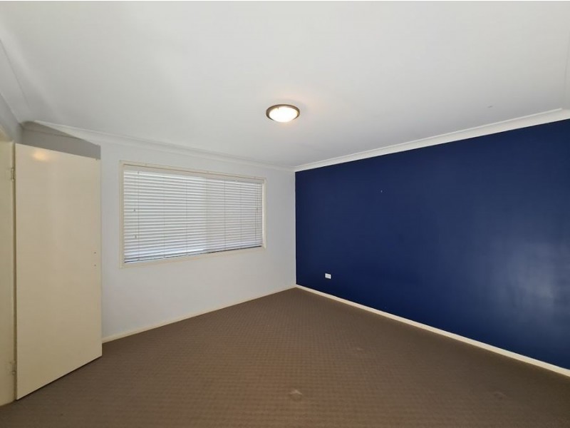 2 Kookaburra Court, Highfields QLD 4352