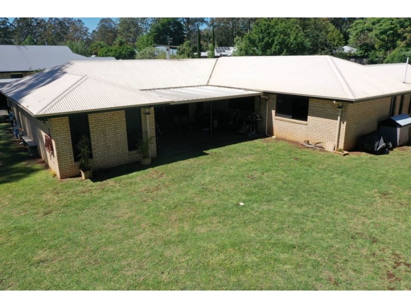 2 Kookaburra Court, Highfields QLD 4352