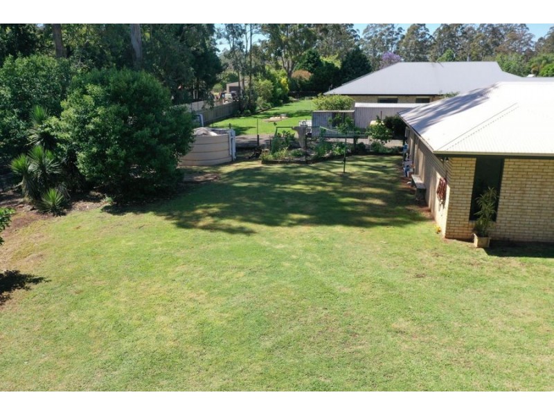 2 Kookaburra Court, Highfields QLD 4352