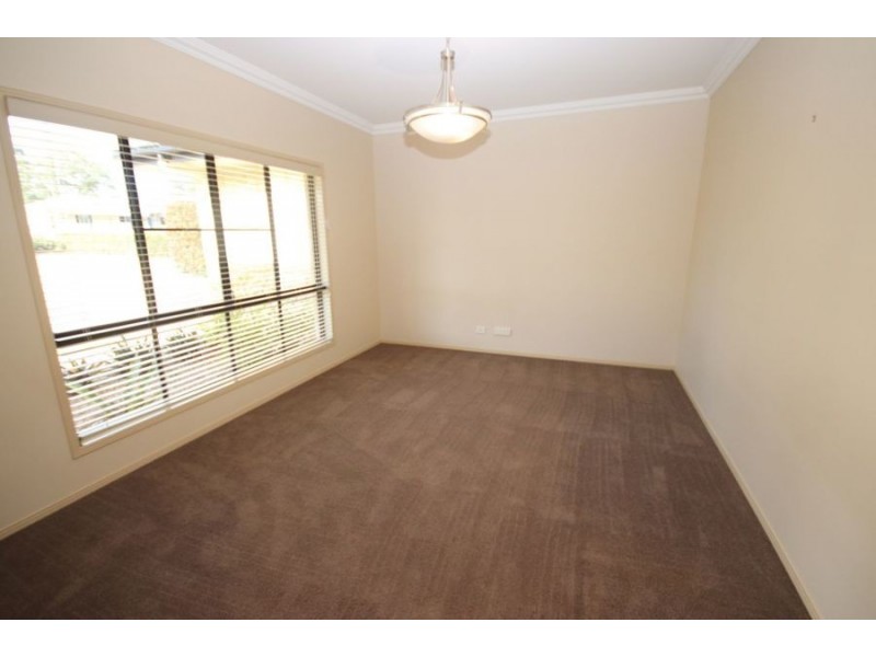 20 Bass Street, Cabarlah QLD 4352